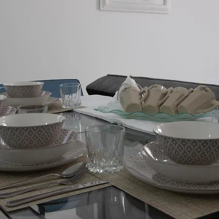 Daire Apartment,near The Pinikoudes