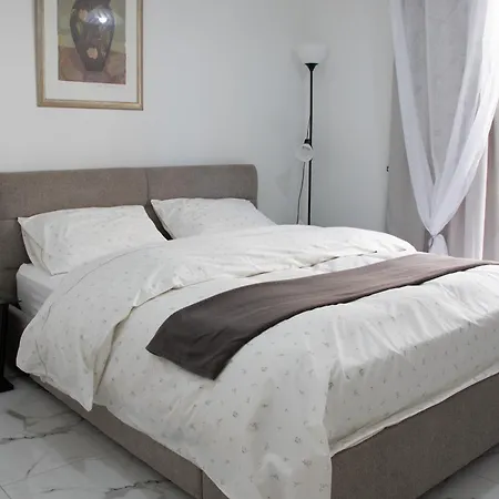 Apartment,near The Pinikoudes Apartamento Lárnaca