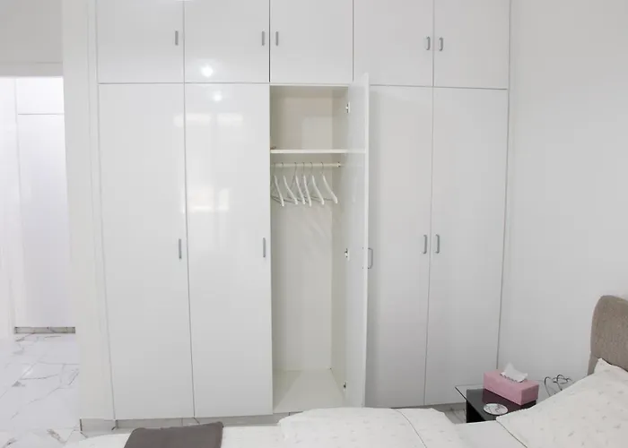 アパート Apartment,near The Pinikoudes